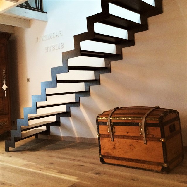 escalier56cf0dab357df